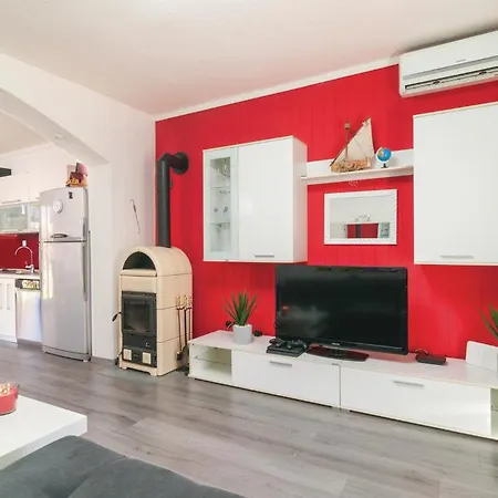 بيت للعطل Pet Friendly In With Sauna Srinjine