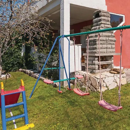 In With Outdoor Swimming Pool Holiday home Srinjine
