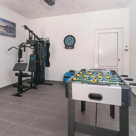 Pet Friendly In With Sauna بيت للعطل *
